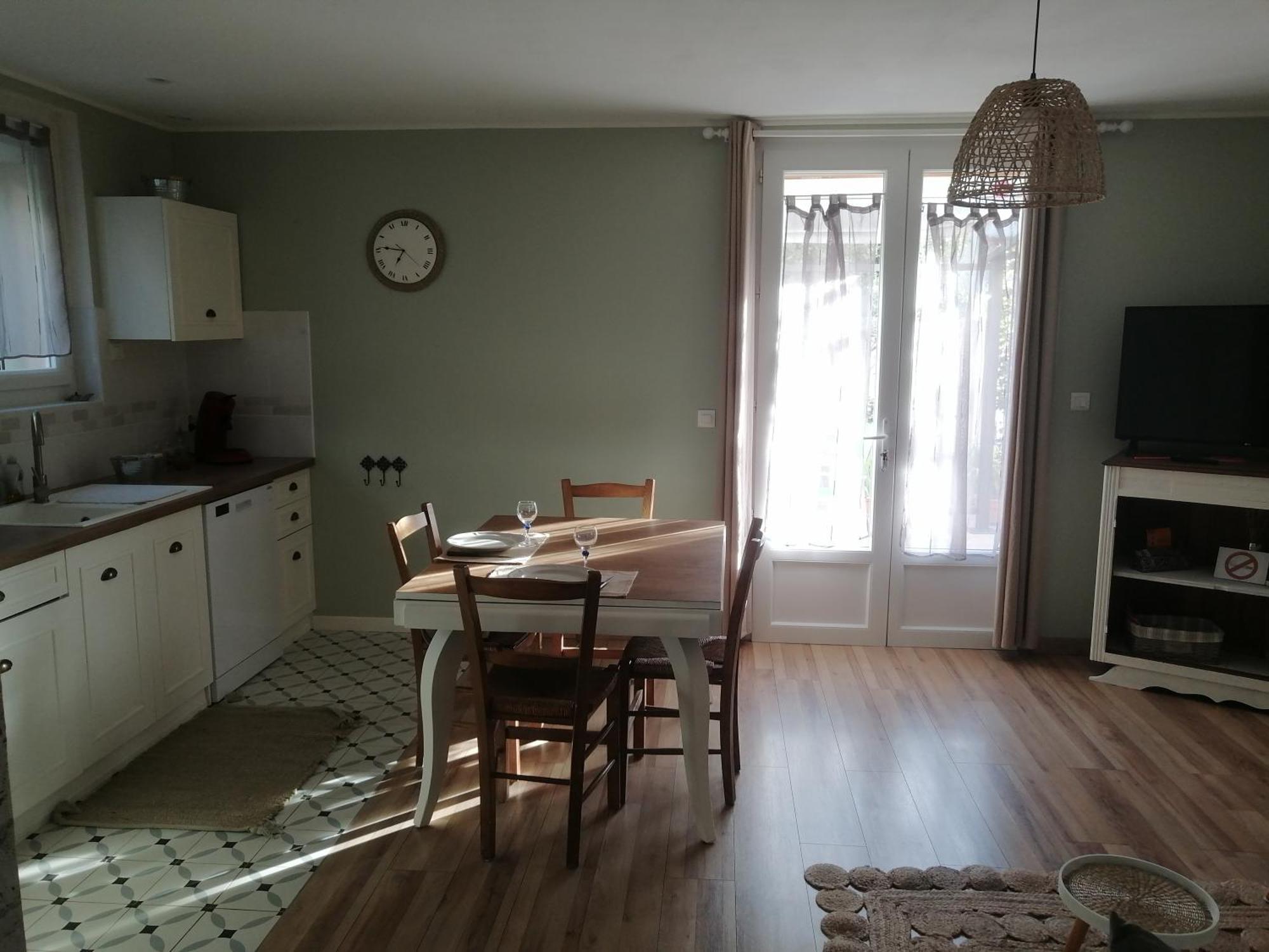 La Maison De 6Fran Appartement 2 Chaleureux Et Calme Ambiance Familiale Valros ภายนอก รูปภาพ